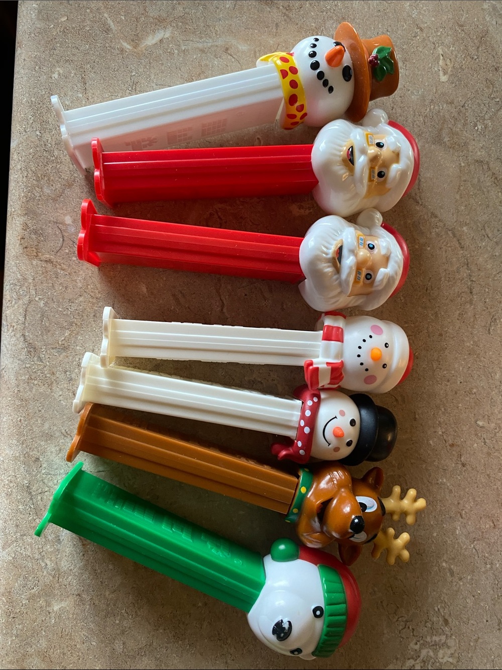 7 Christmas Pez dispensers